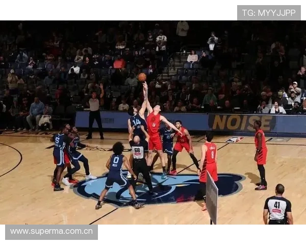 斯普利特谈战术调整强调给夏普更多球权其余交由他主宰比赛